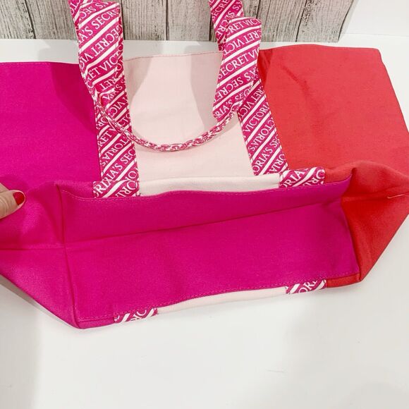 Victoria’s Secret NWT $49.95 Colorblock Canvas Tote Women’s - Picture 8 of 10